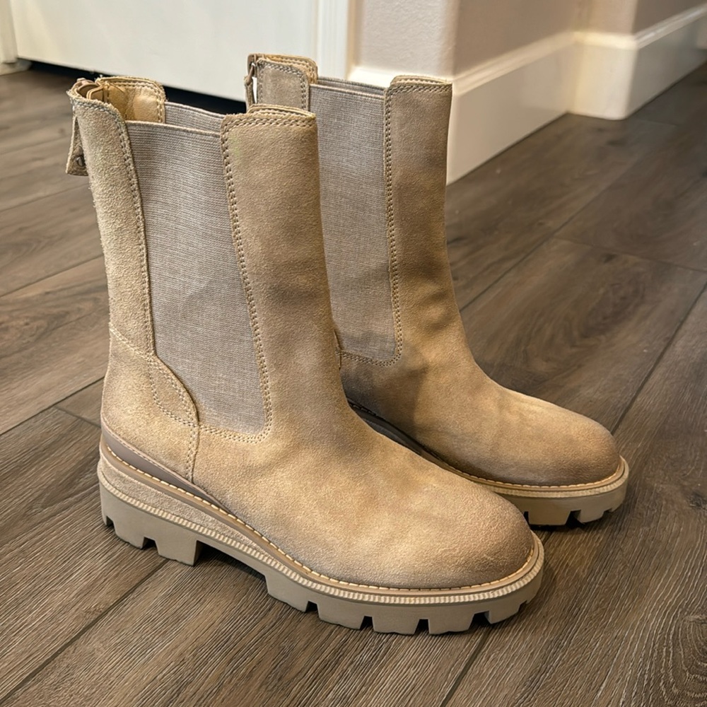 Chelsea Boots